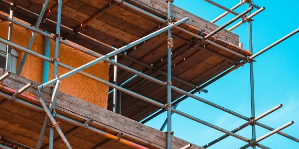 Company fined and director receives suspended prison sentence after scaffolder suffers electric shock